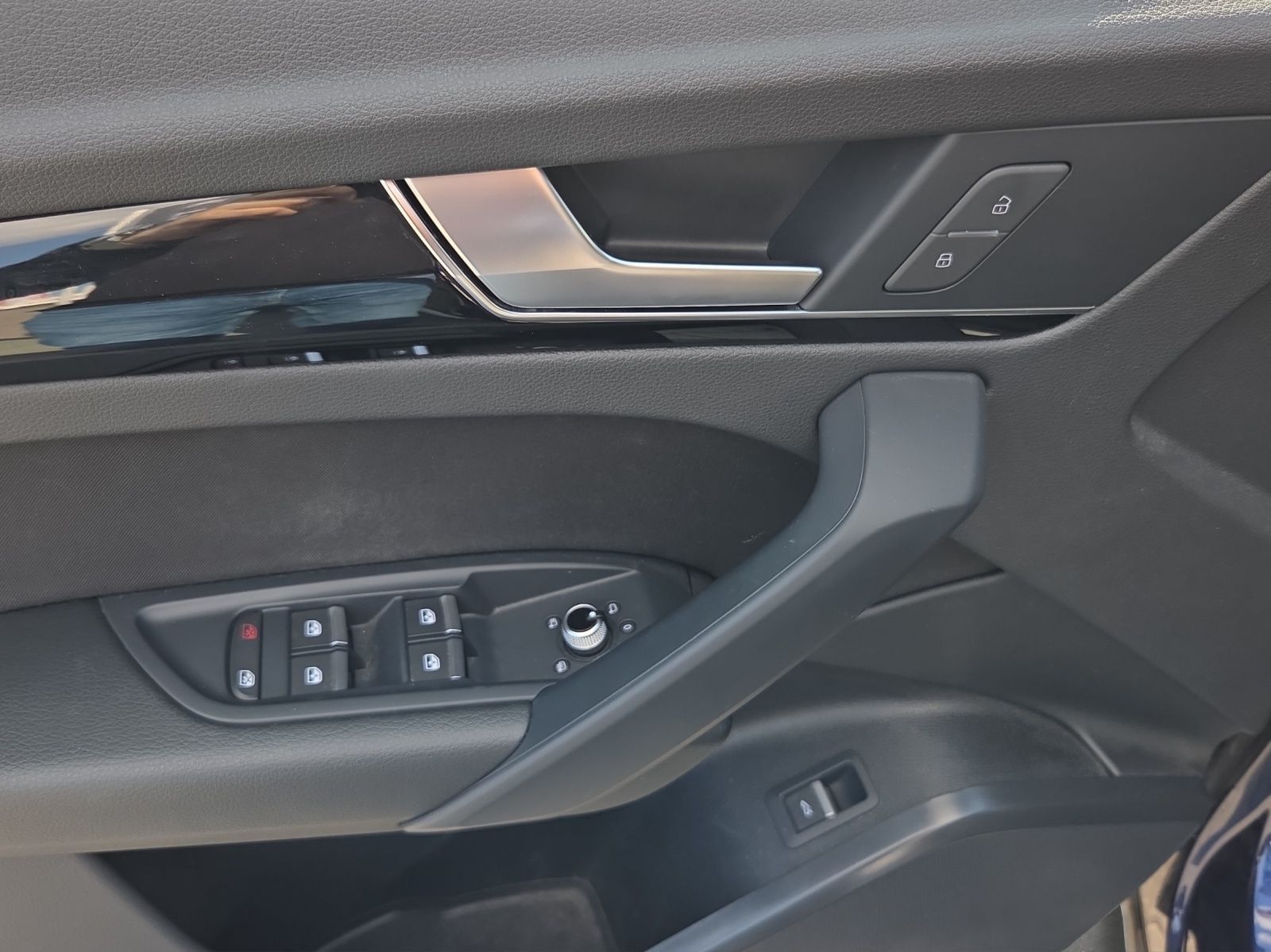 Audi Q5 40 TDI quattro S line*Navi*LED*Alu*AHK*PDC*Vi foto 11