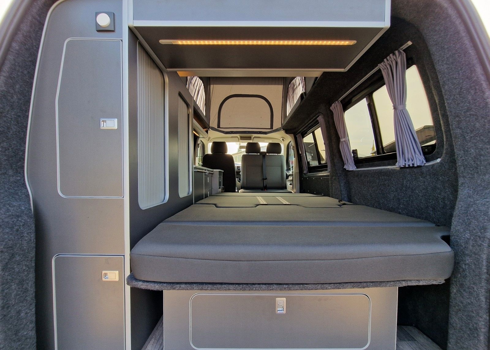 Volkswagen T6.1 California VAnCAMP+AUFSTELLDACH+KÜCHE+ALLin foto 6