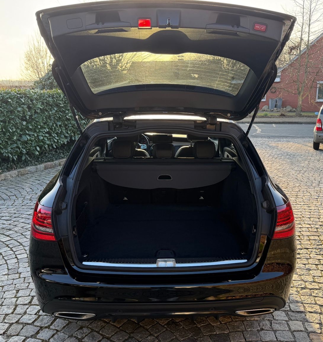 Mercedes-Benz C200d AMG, Night, 2.Hand, Spur, Navi, SHZ, CarPl foto 21