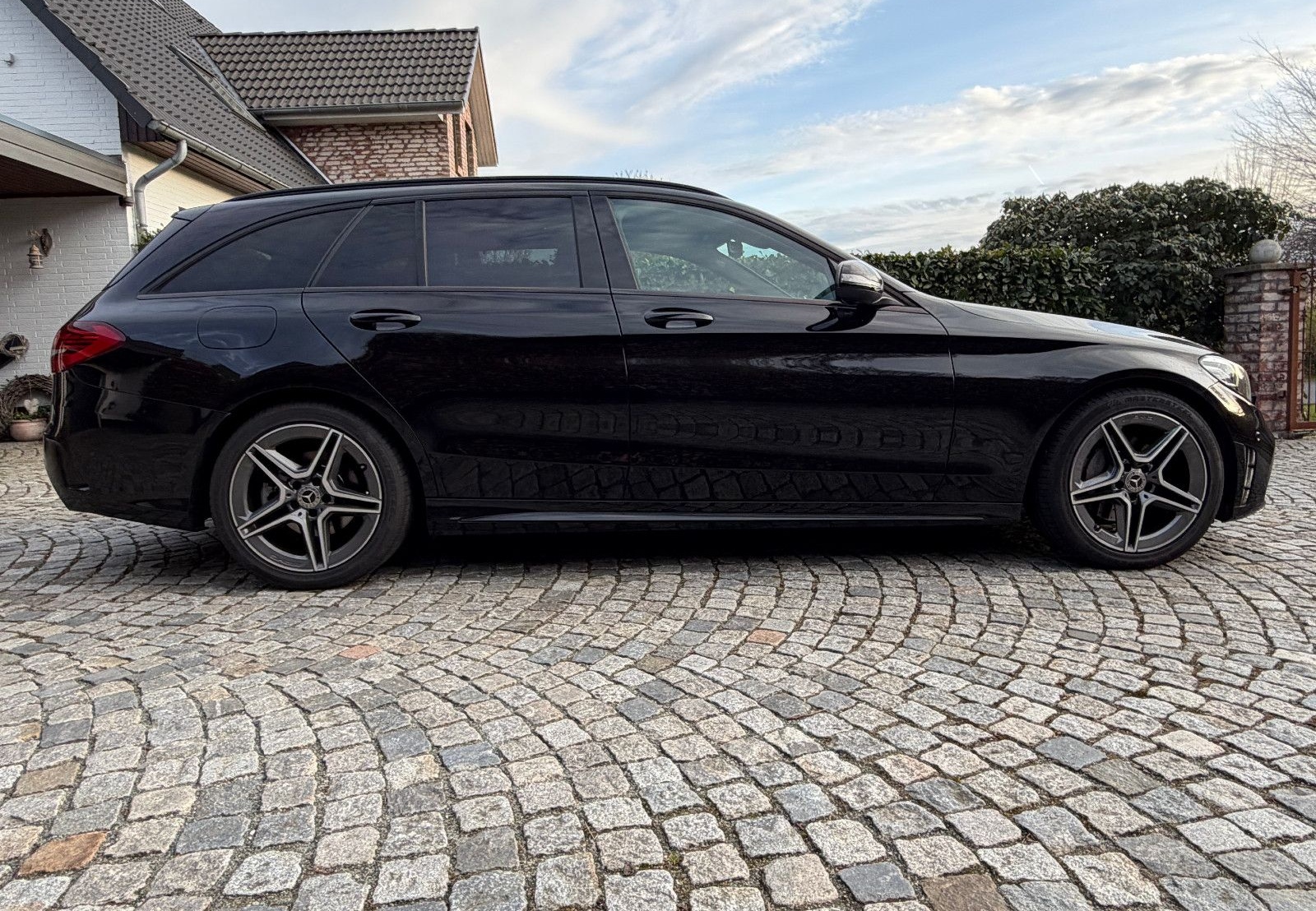 Mercedes-Benz C200d AMG, Night, 2.Hand, Spur, Navi, SHZ, CarPl foto 4