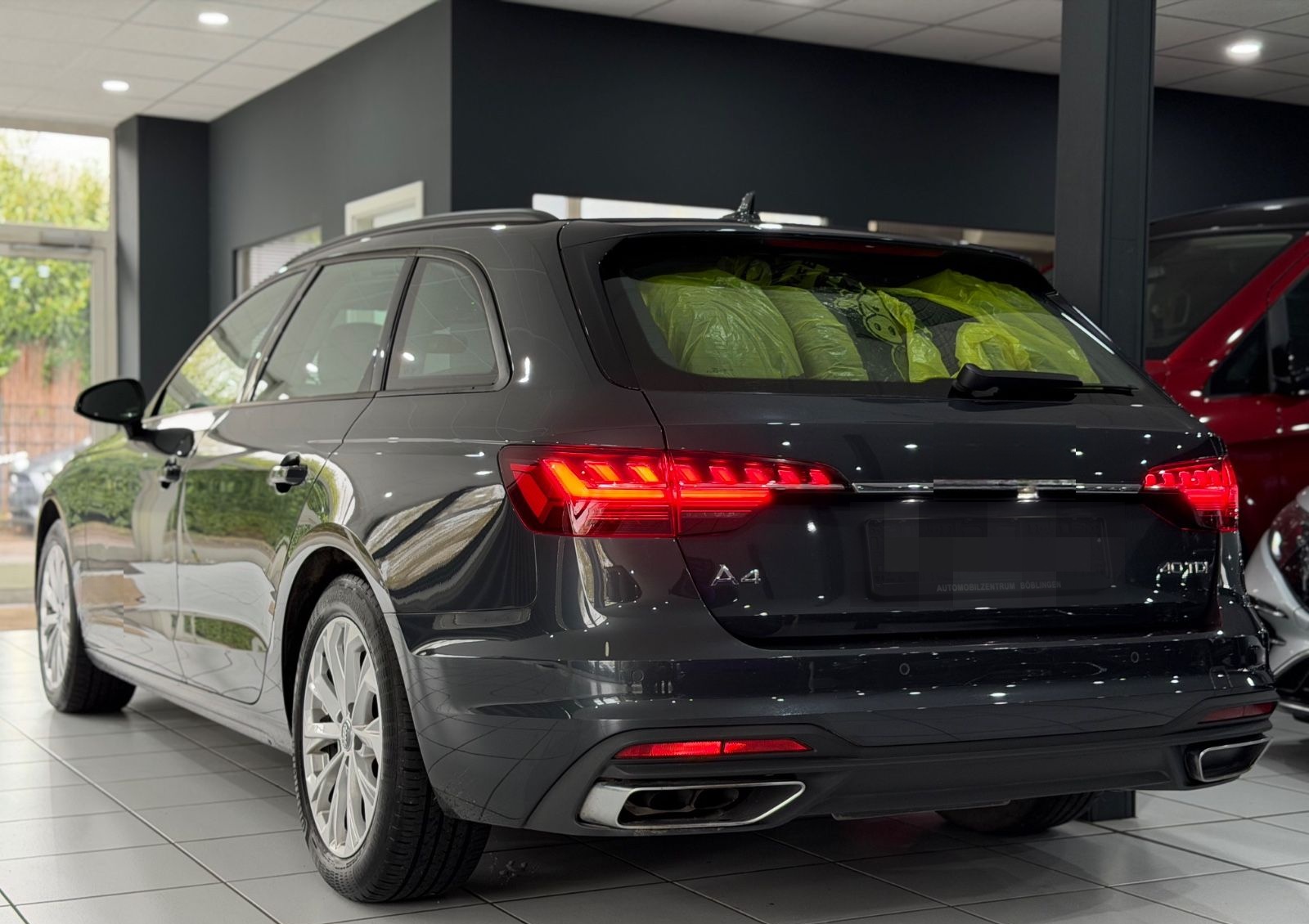 Audi A4 Avant 40 TDI*MATRIX*KEYLESS*E-HECK* foto 5