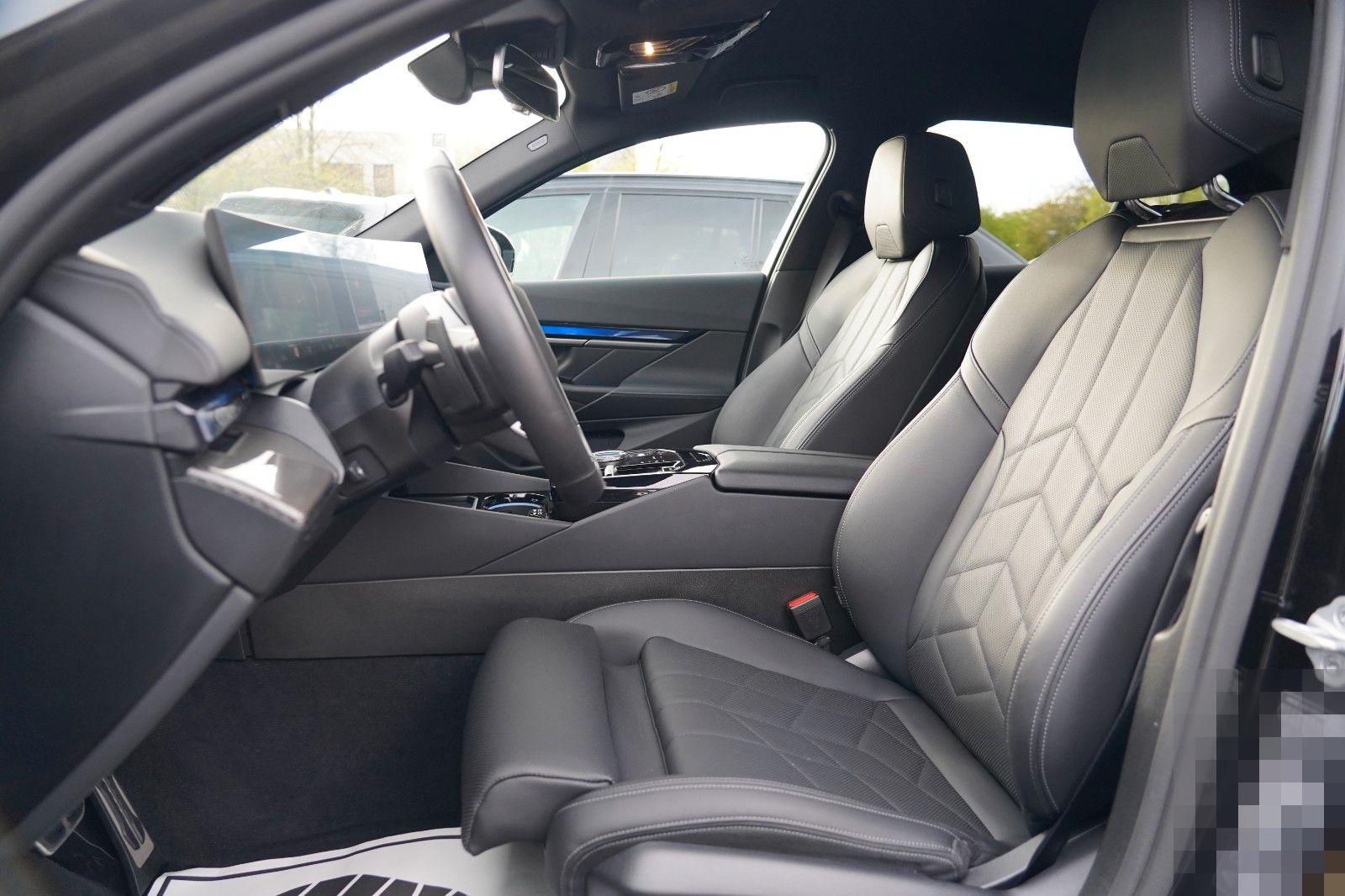 BMW 520d xDrive M Sport ICONIC 360 H&K HEADUP MEMORY foto 18