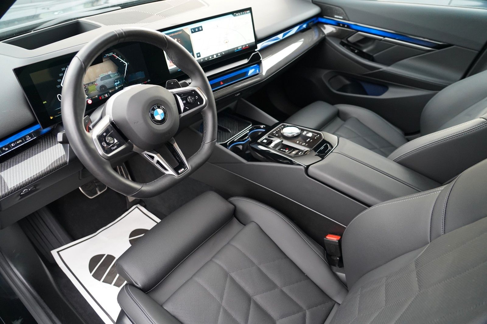 BMW 520d xDrive M Sport ICONIC 360 H&K HEADUP MEMORY foto 21