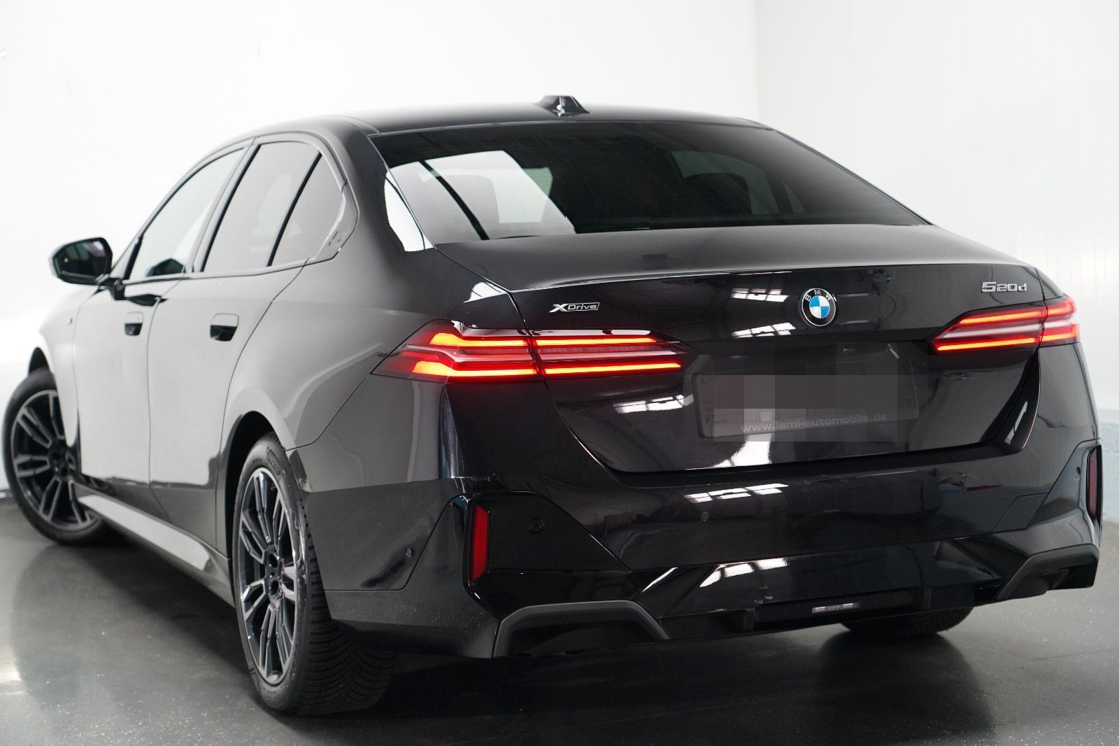 BMW 520d xDrive M Sport ICONIC 360 H&K HEADUP MEMORY foto 7