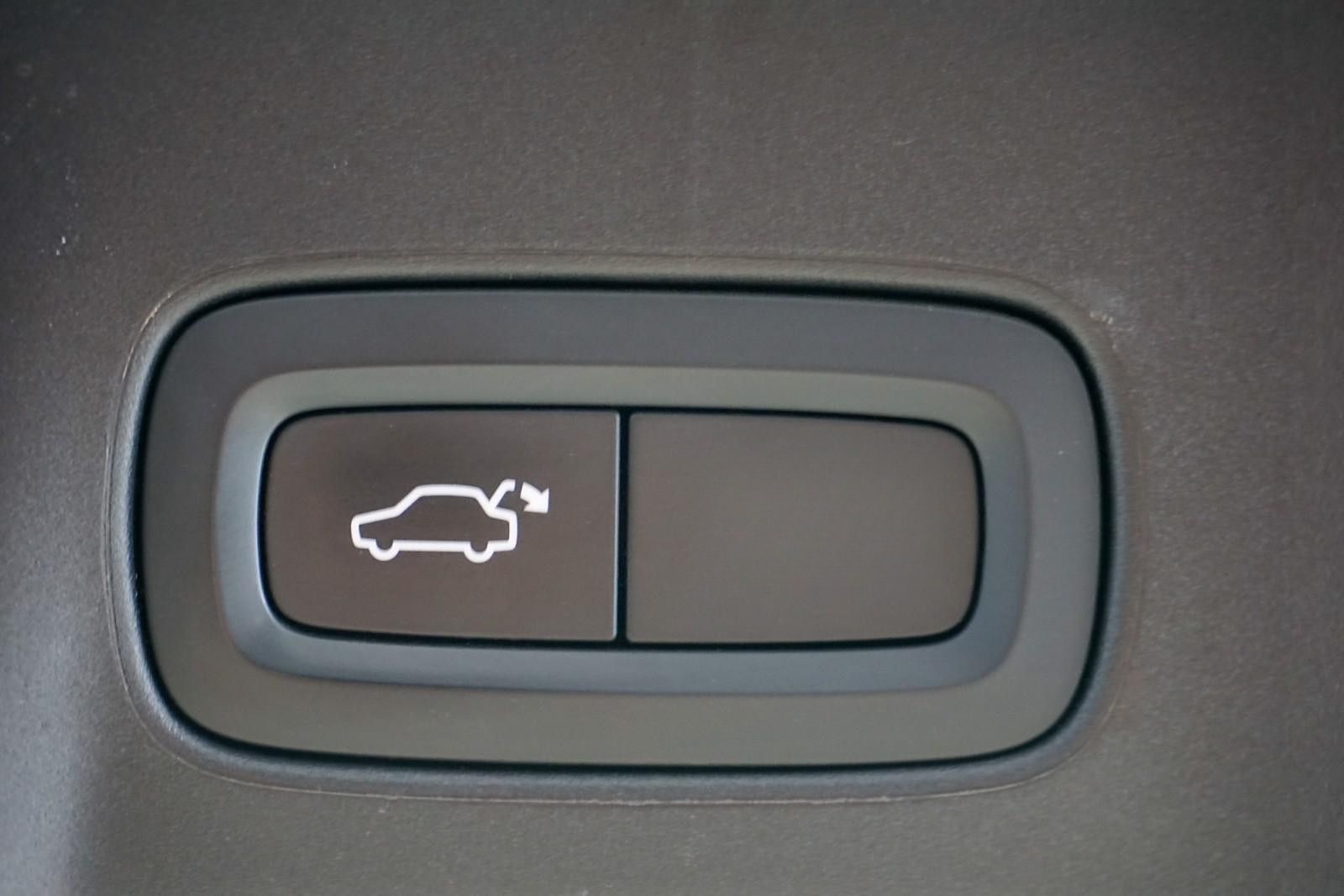 Volvo V90 Kombi Inscription ACC Leder foto 13