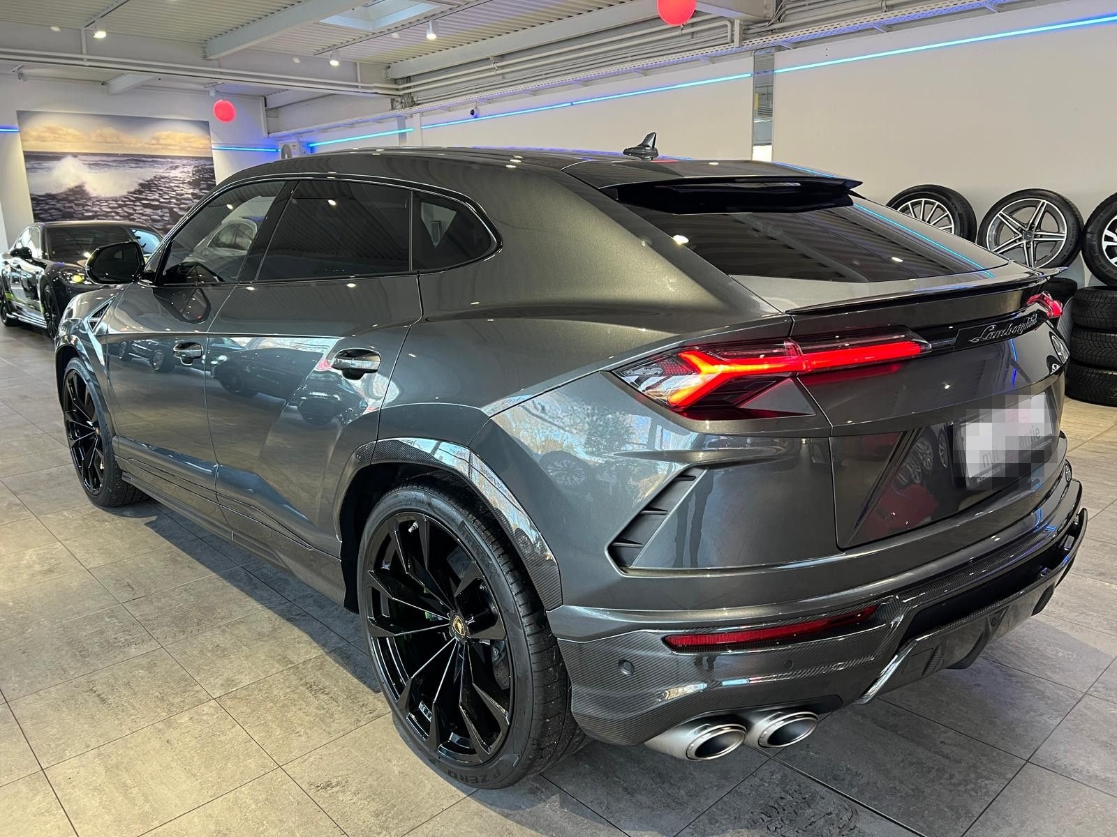 Lamborghini Urus *Großes Carbon Paket*Akrapovic* foto 11