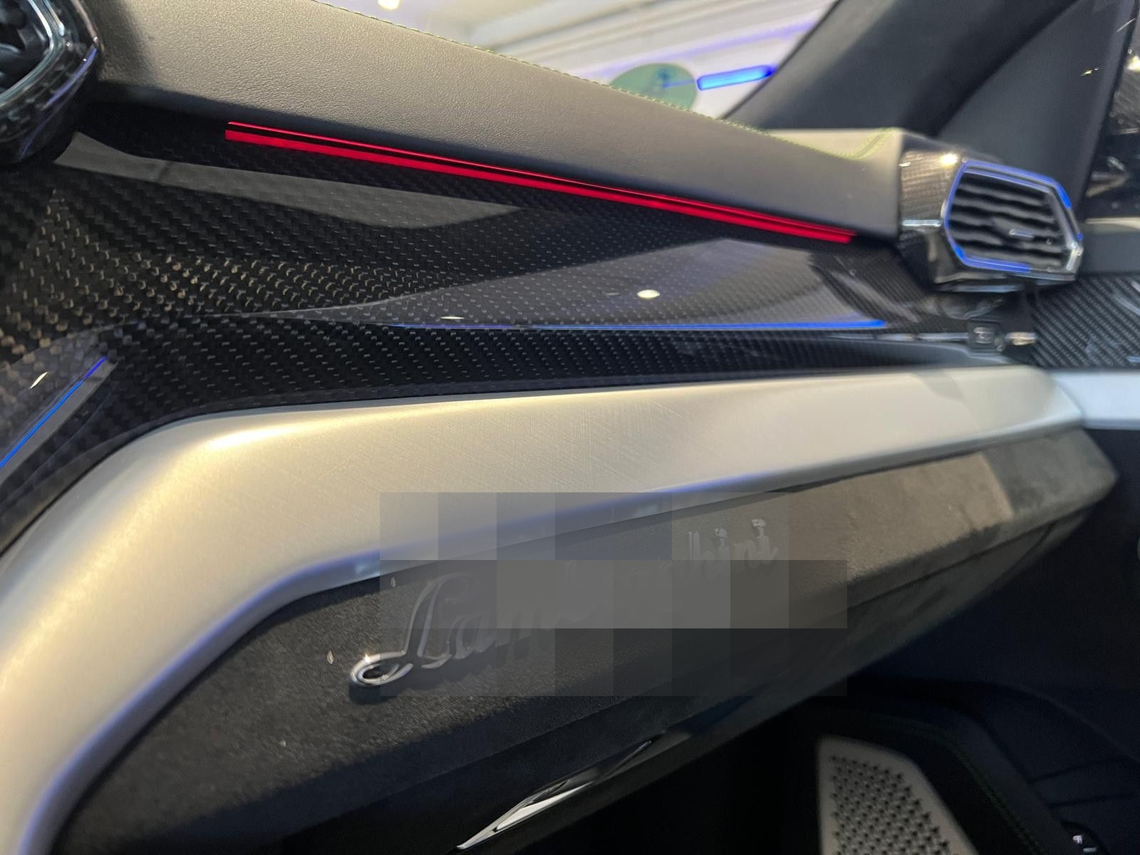 Lamborghini Urus *Großes Carbon Paket*Akrapovic* foto 25
