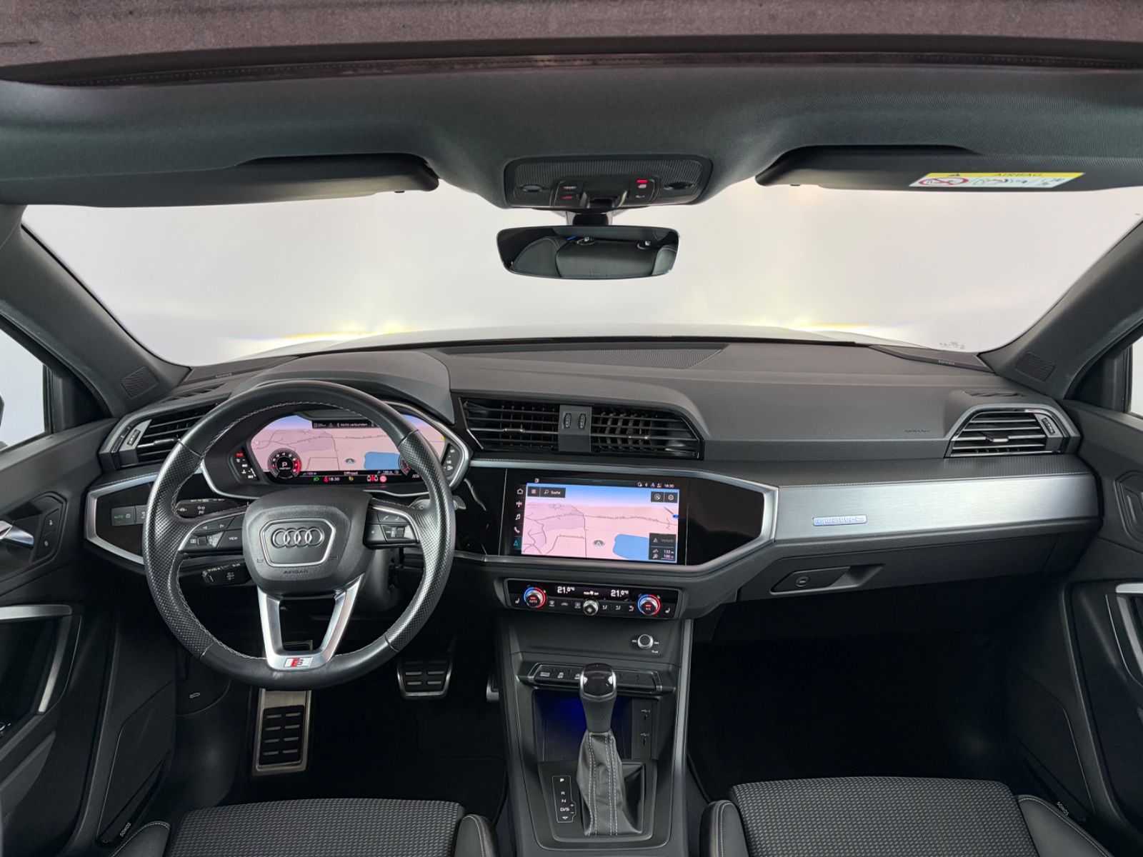 Audi Q3 Sportback 40 TFSI qu S line Pano 360 Sonos 20 foto 17