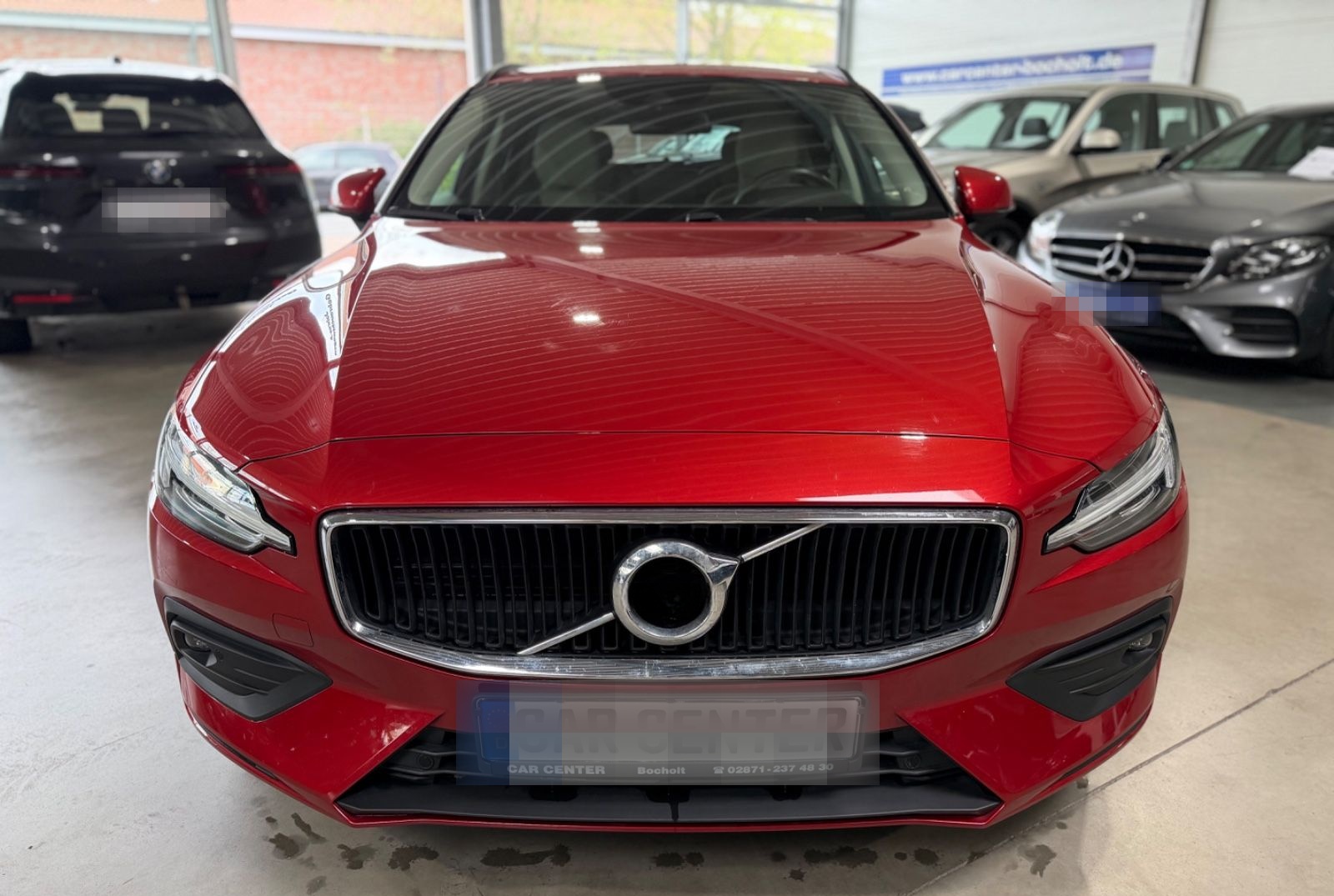 Volvo V60 Kombi T5 Momentum CarPlay|LED|StHZ|Keyless foto 2