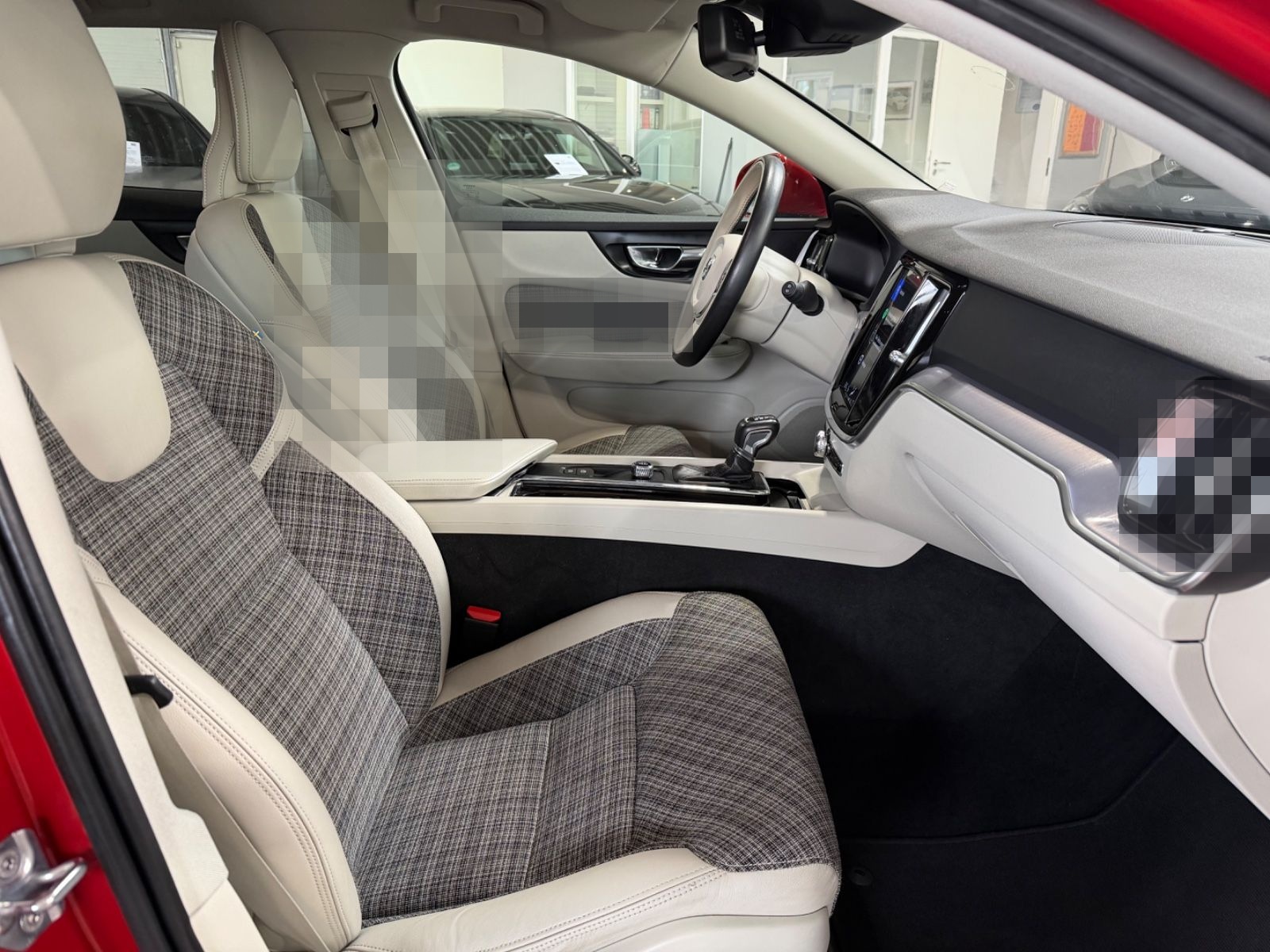 Volvo V60 Kombi T5 Momentum CarPlay|LED|StHZ|Keyless foto 15