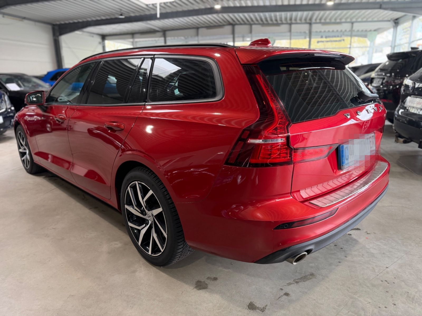 Volvo V60 Kombi T5 Momentum CarPlay|LED|StHZ|Keyless foto 5