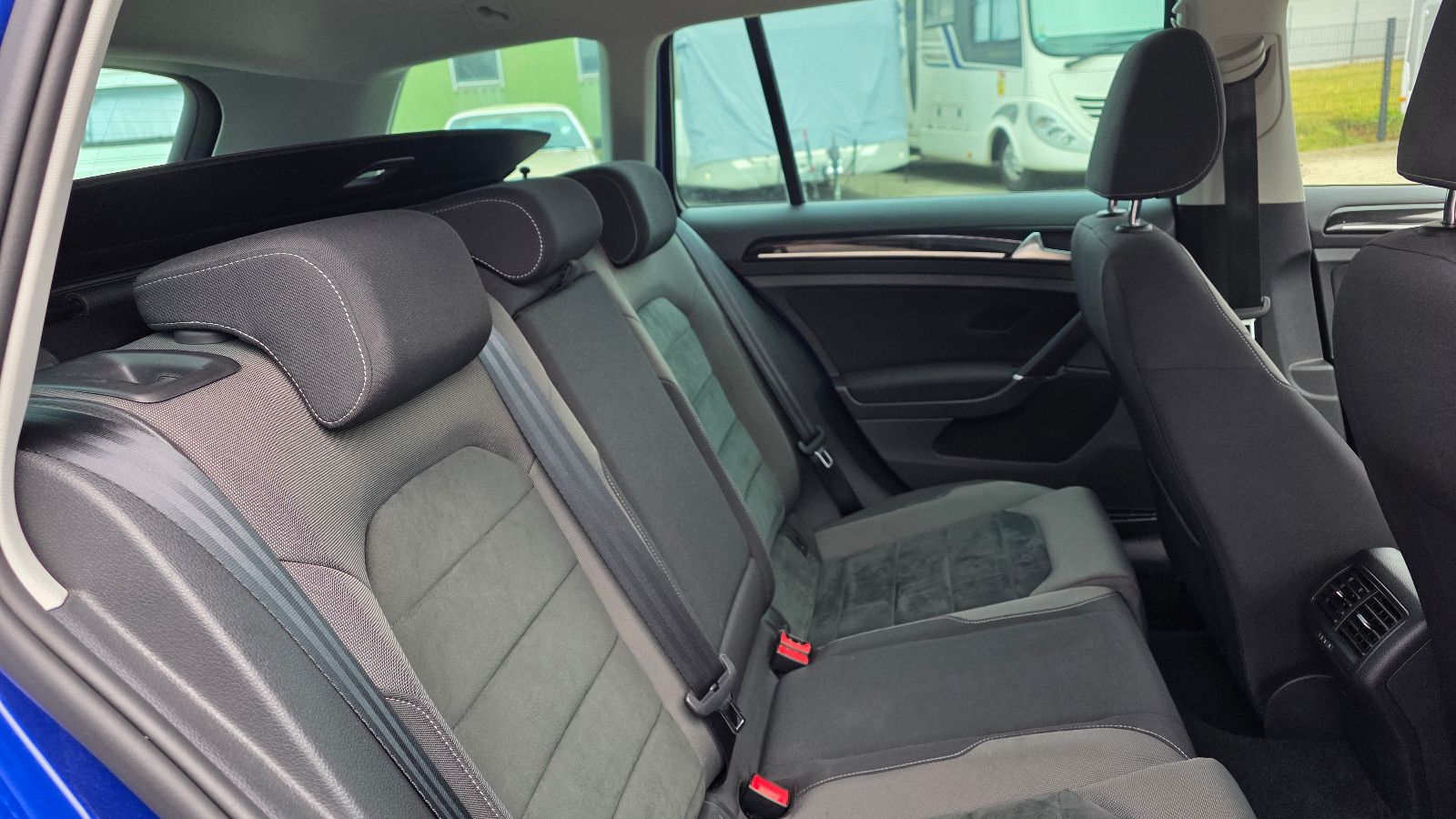 Volkswagen Golf VII Variant R-Line*ACC*RFK*AHK*SHZ*Navi*18" foto 20