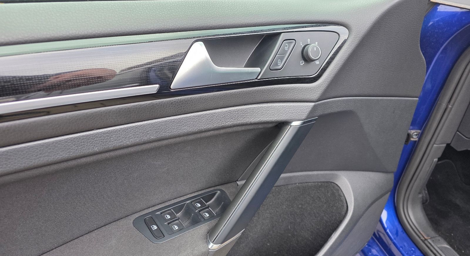 Volkswagen Golf VII Variant R-Line*ACC*RFK*AHK*SHZ*Navi*18" foto 23