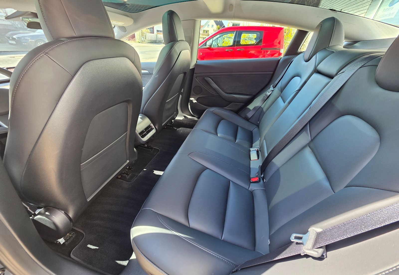 Tesla Model 3 RWD Ryzen! LFP! SoH 94%! 1.HAND Netto 21 foto 12