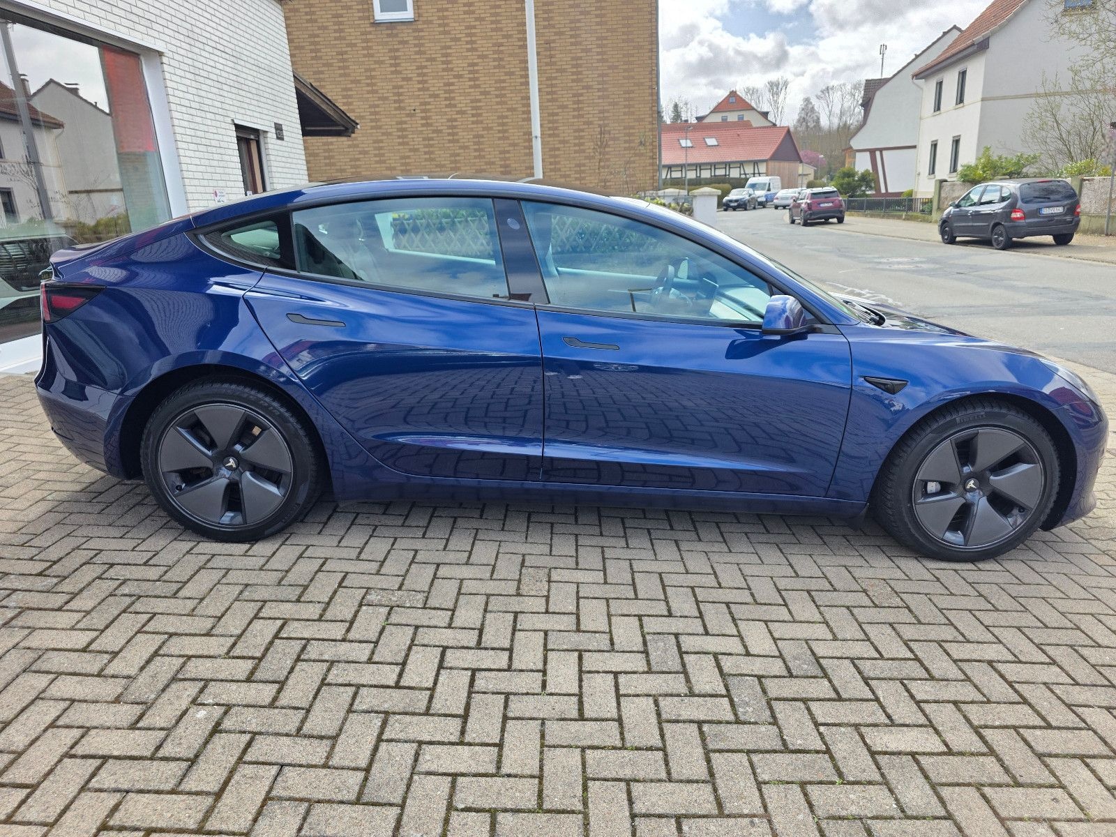 Tesla Model 3 RWD Ryzen! AHK! SoH 93,3%! 69TKM! 1.HAND foto 4