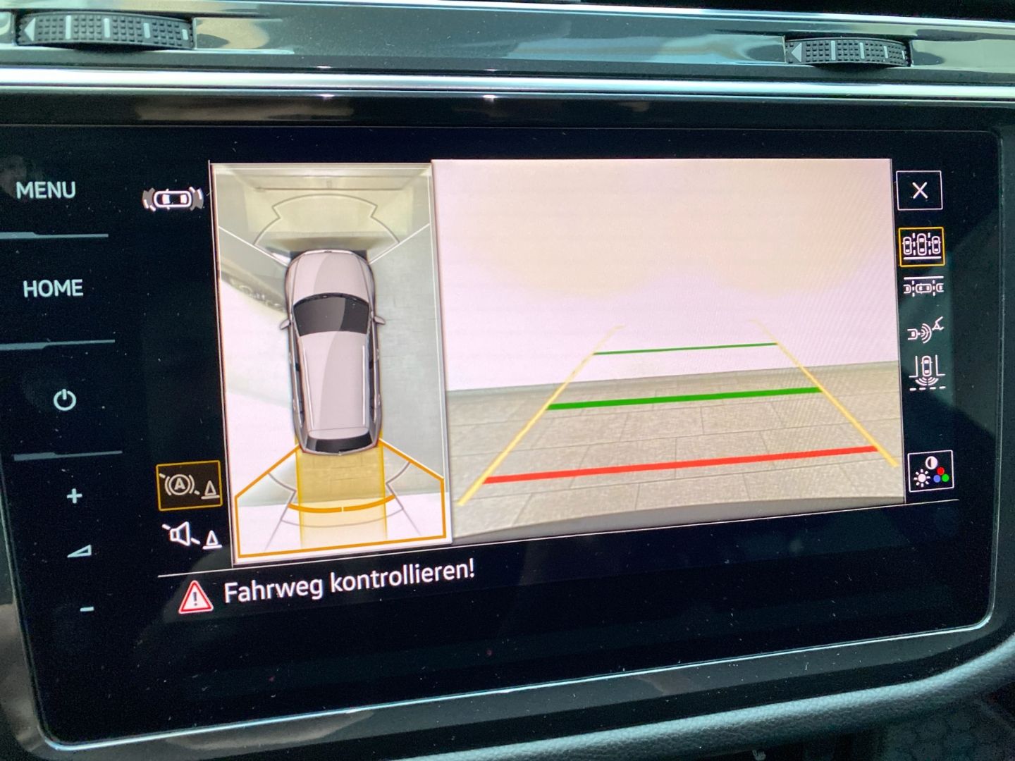 Volkswagen Tiguan R 2.0TSI 4Motion Akrapovic AHK Pano Leder foto 18