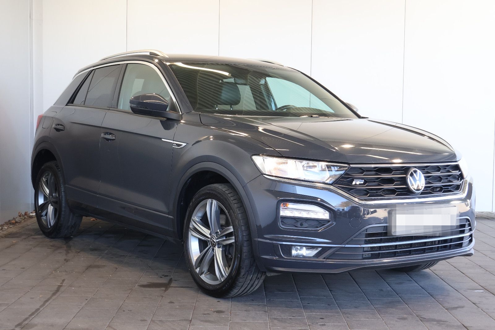 Volkswagen T-Roc 2.0 TDI R-Line NAVI+FRONT+LANE+PDC+18" foto 3