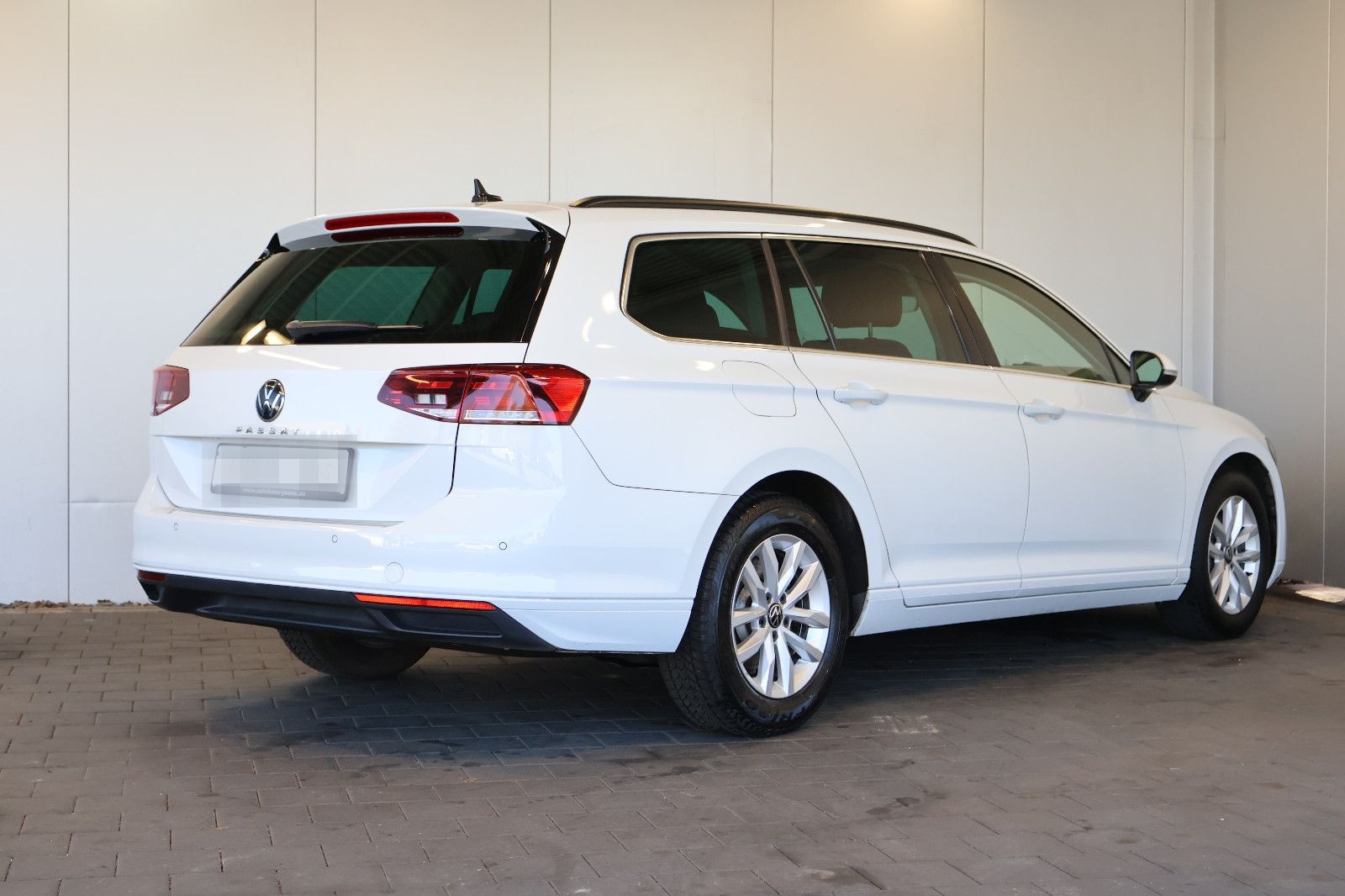 Volkswagen Passat 2.0 TDI Business H/K+AID+ACC+KAM+PANO+AHK foto 4