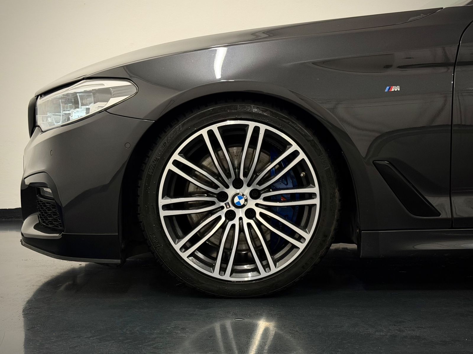 BMW 540d M-PAKET X-DRIVE ACC/H&K/KEYLESS/MEMORY/HUD foto 12