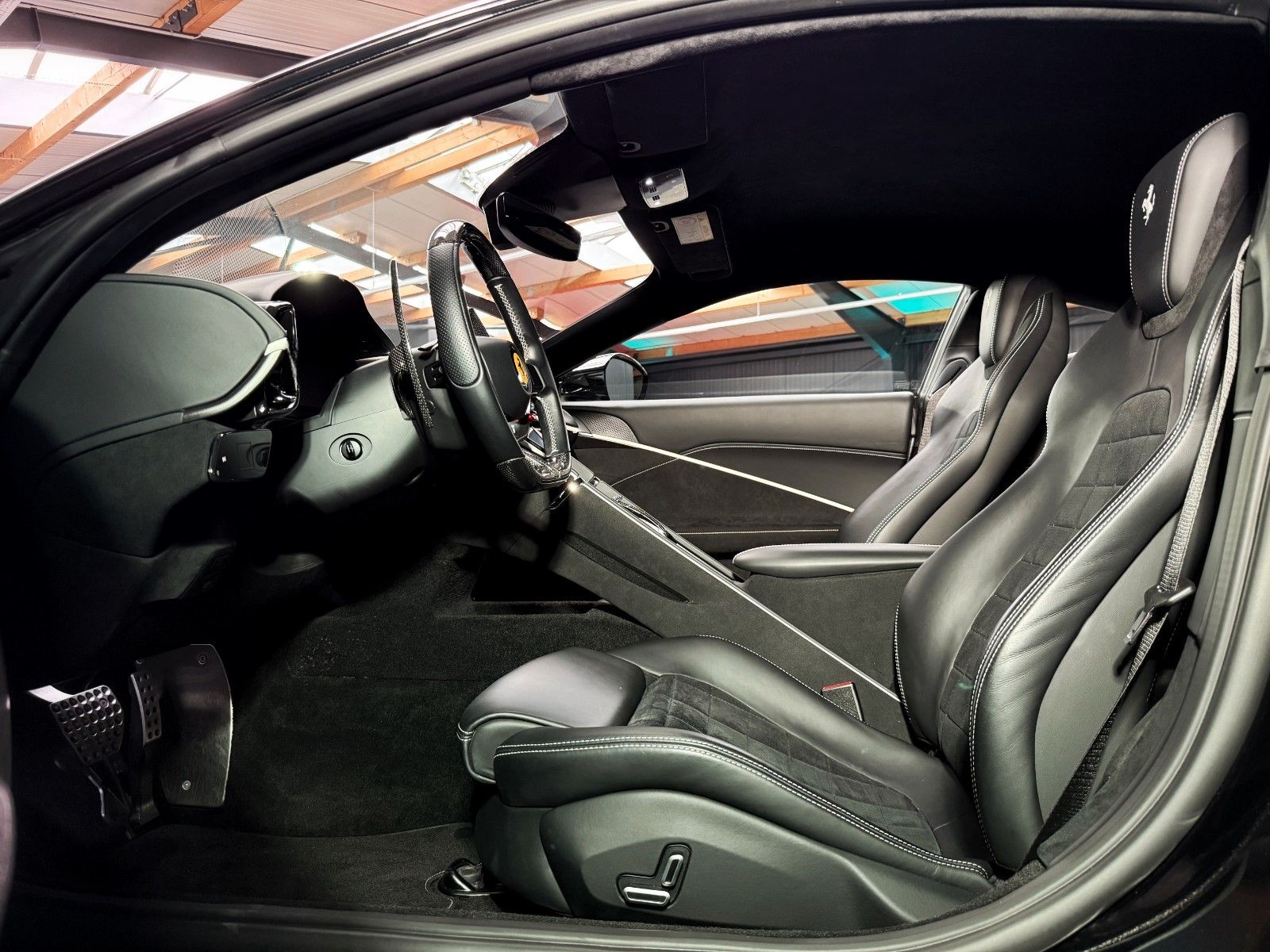 Ferrari Roma +Carbon + ADAS + Beifahrerdisplay foto 19