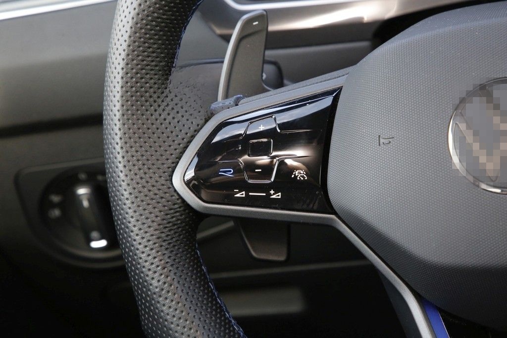 Volkswagen Tiguan 2.0 TSI DSG R 4Motion Black Style 20" LM  foto 16