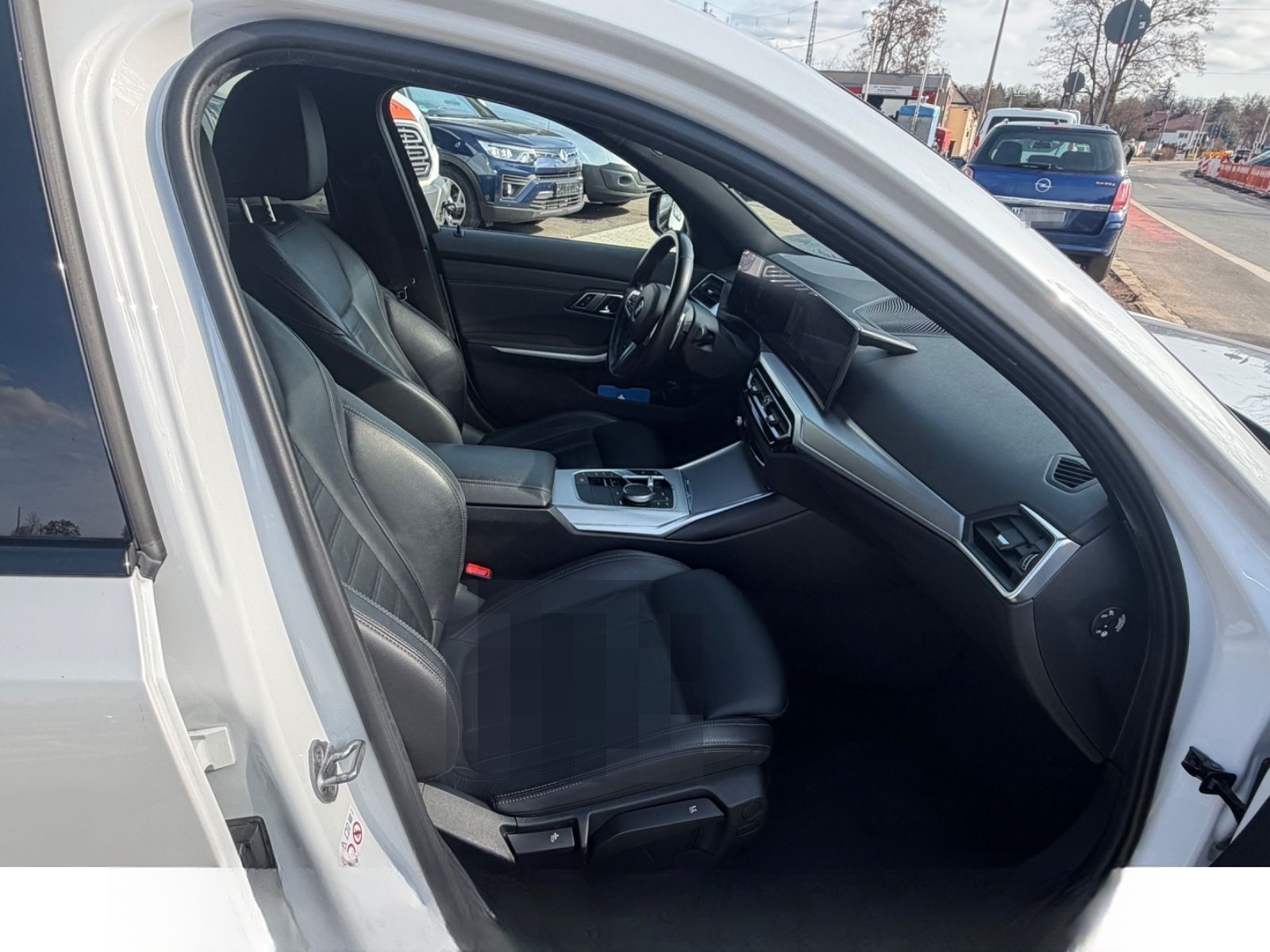 BMW 320d M Sportpaket Auto. Limo*CURVED*LED*KAMERA* foto 16