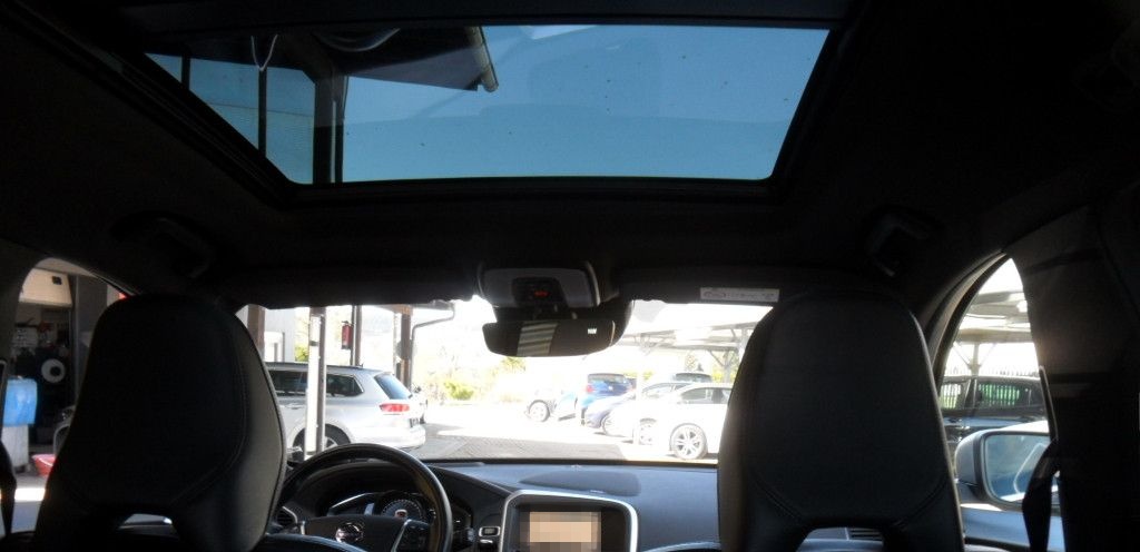 Volvo XC60 Summum AWD R Design foto 19