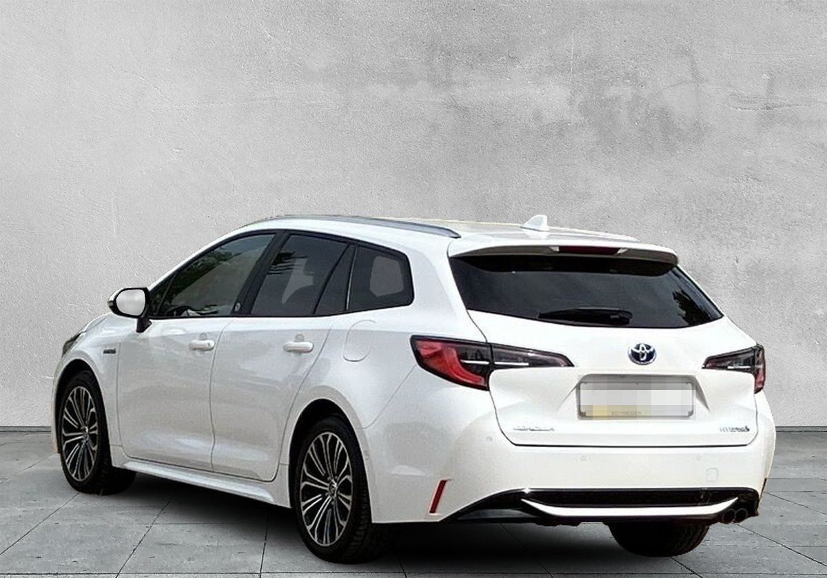 Toyota Corolla TOURING SPORTS 2.0 HYBRID KAMERA+SHZ+LED foto 3