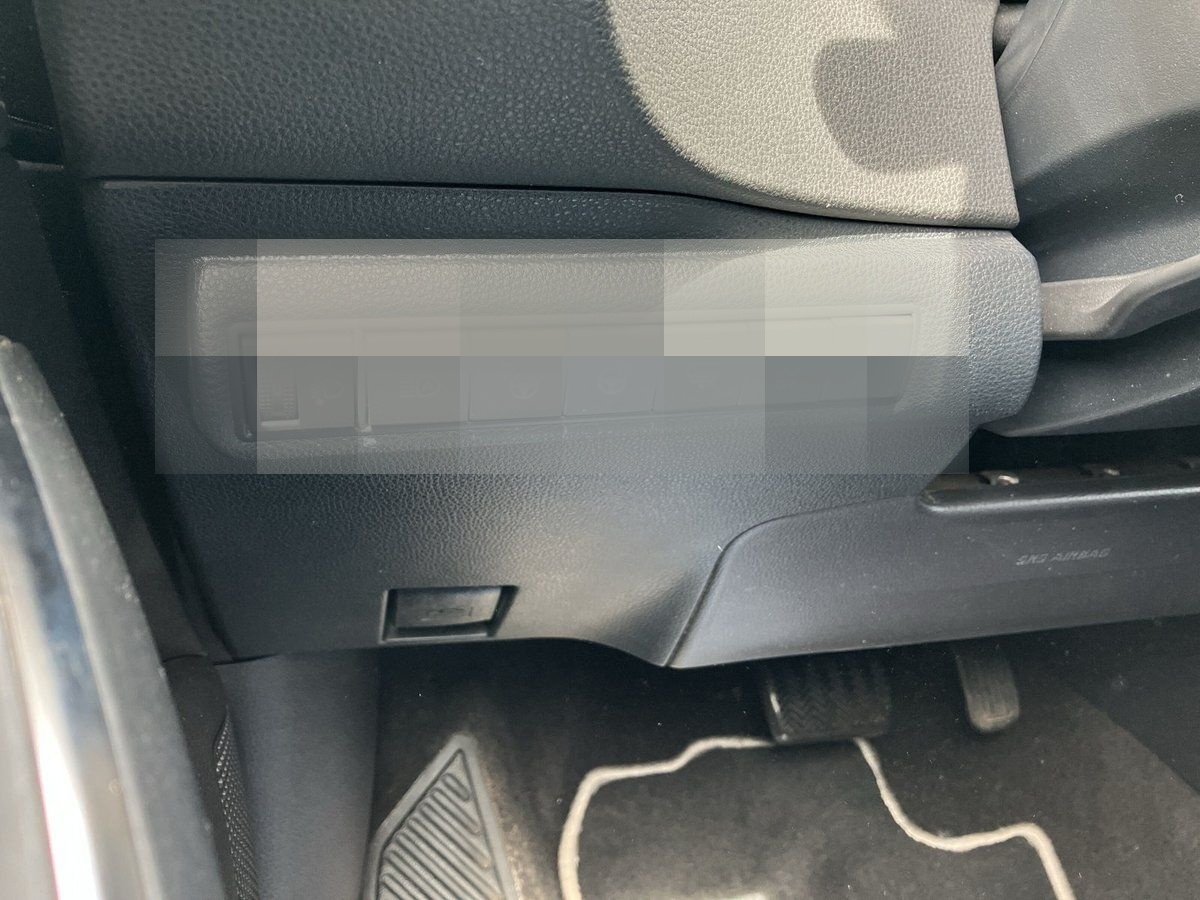 Toyota Corolla TOURING SPORTS 2.0 HYBRID KAMERA+SHZ+LED foto 21