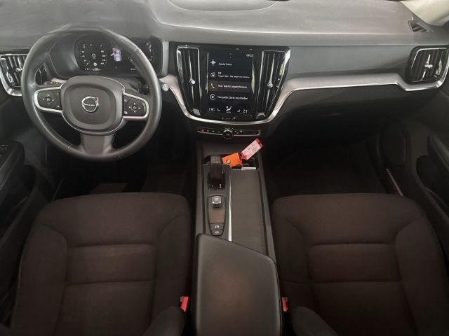 Volvo V60 Kombi Momentum Core - Apple CarPlay - AHK -  foto 15