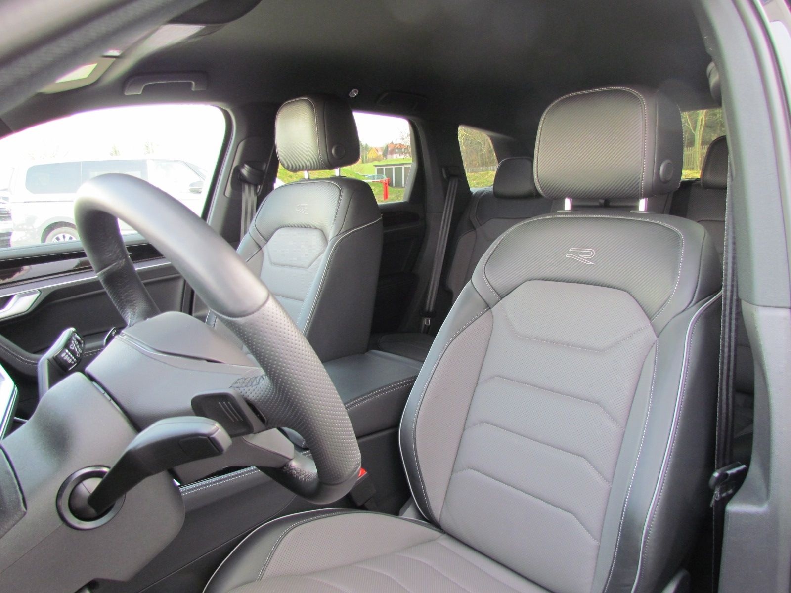 Volkswagen Touareg 3.0 TDI 4Motion 8Aut R-Line *AHK*Sthz*LE foto 12