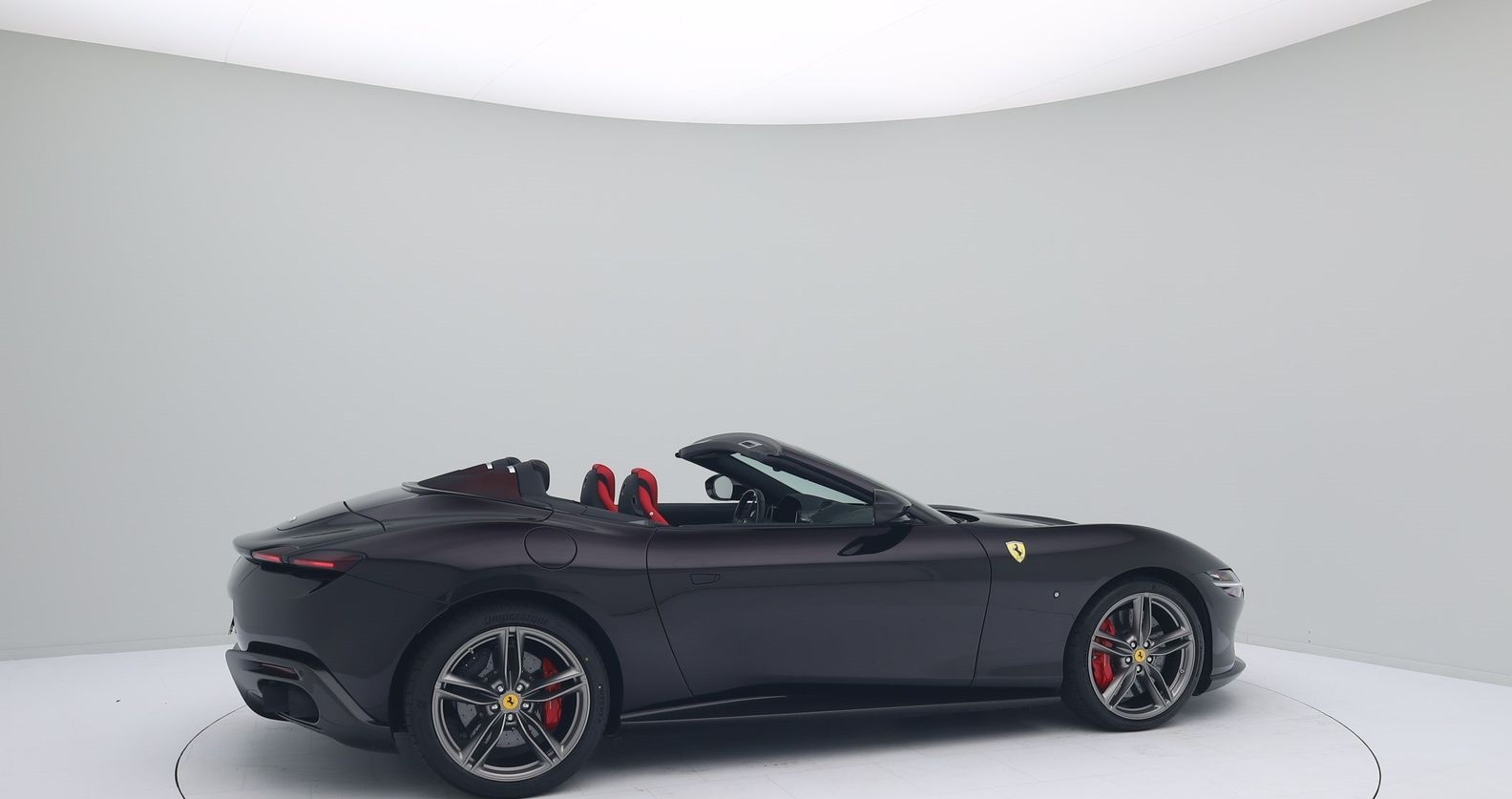 Ferrari Roma Spider - NERO PUROSANGUE - FERRARI HAMBURG foto 7