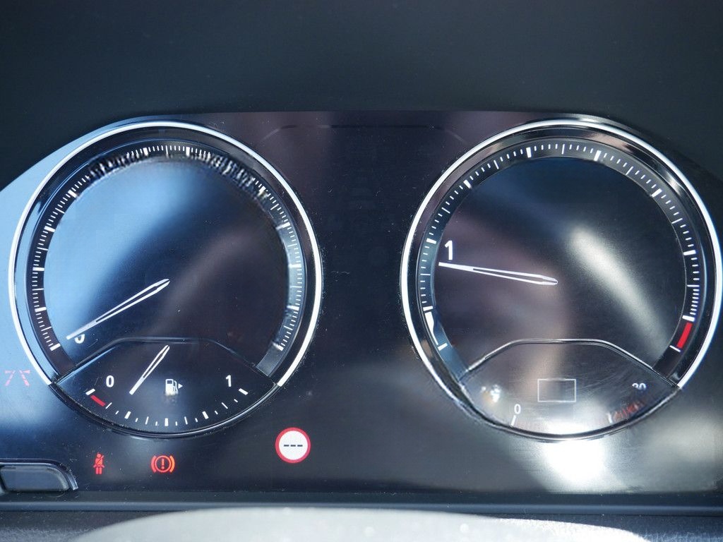 BMW 120 i Sport Line SHZ HGSD NAVI W-LAN FACEL. LED foto 15