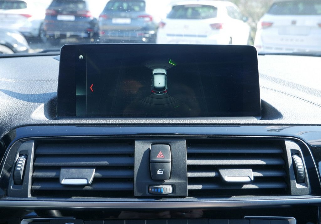 BMW 120 i Sport Line SHZ HGSD NAVI W-LAN FACEL. LED foto 9