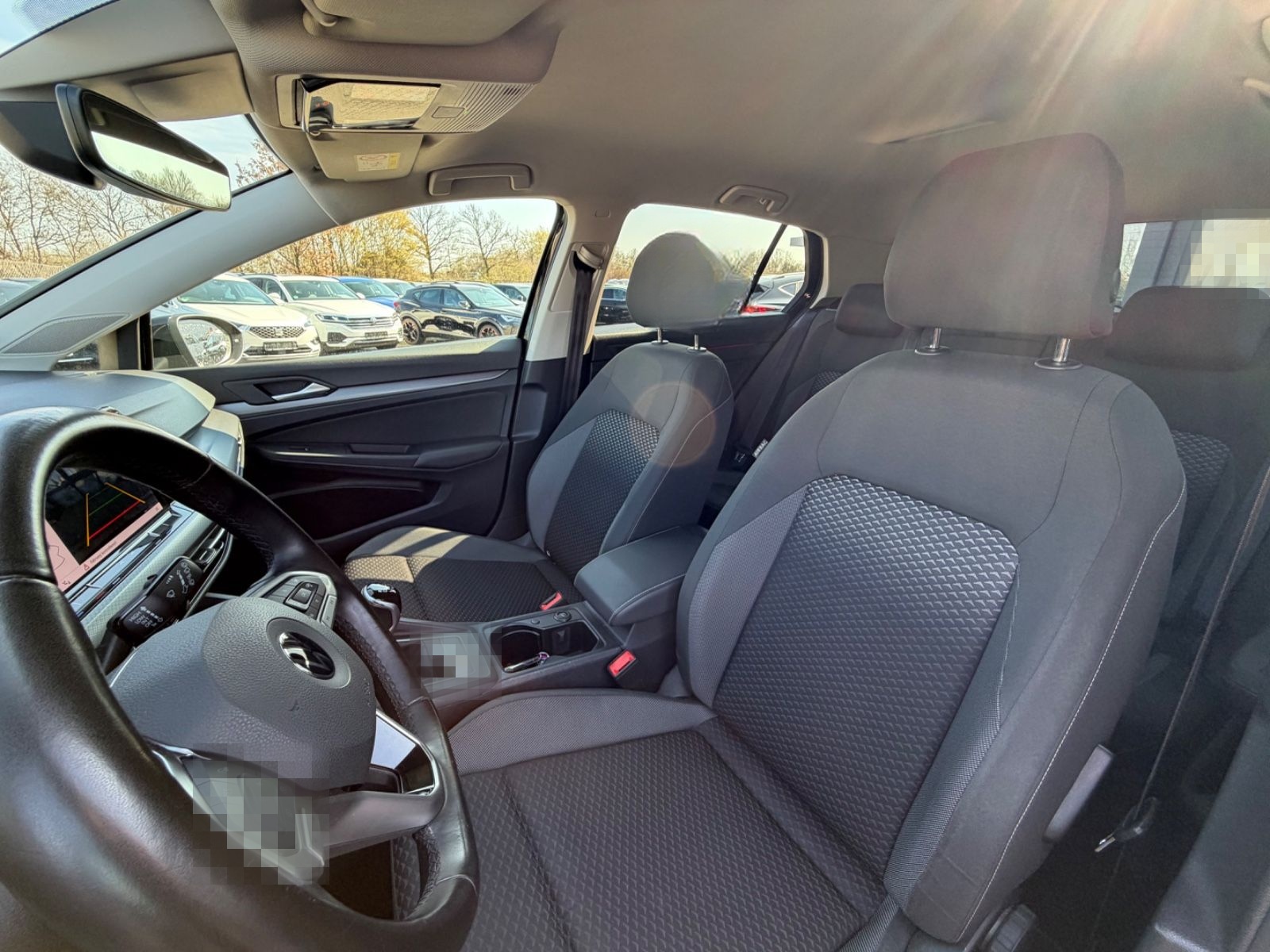 Volkswagen Golf VIII 1.5 TSI Lim. Active*STANDH*R-CAM*NAVI* foto 15