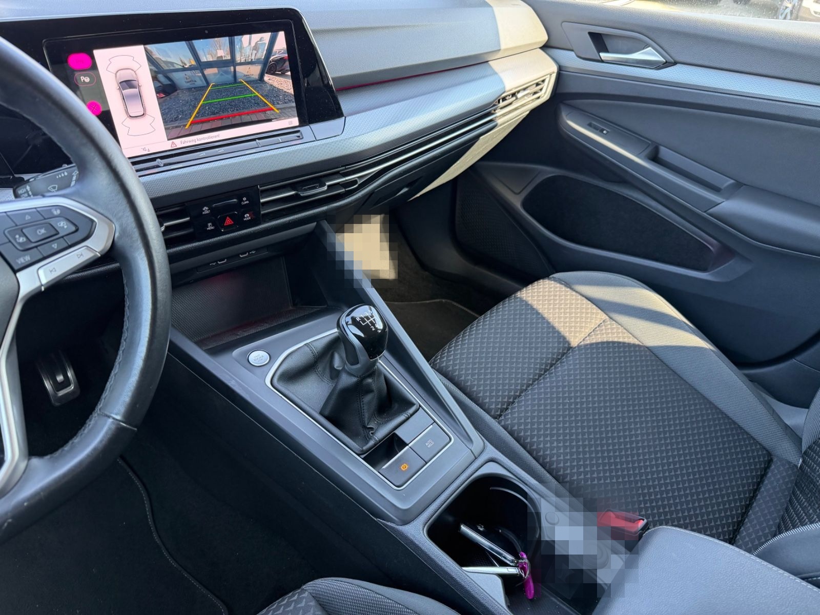 Volkswagen Golf VIII 1.5 TSI Lim. Active*STANDH*R-CAM*NAVI* foto 22