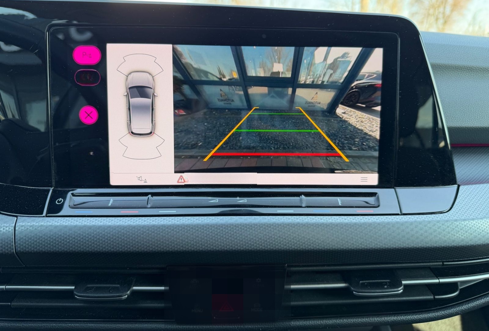 Volkswagen Golf VIII 1.5 TSI Lim. Active*STANDH*R-CAM*NAVI* foto 23