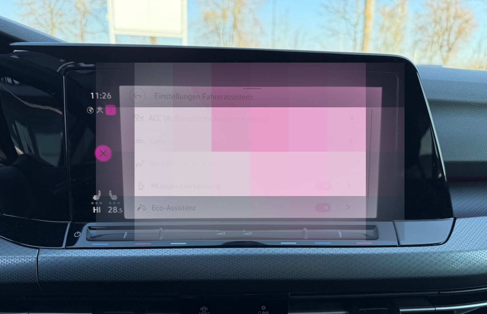 Volkswagen Golf VIII 1.5 TSI Lim. Active*STANDH*R-CAM*NAVI* foto 25