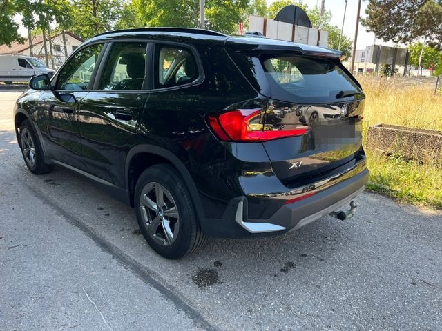 BMW X1 20 i sDrive Live Cockpit Plus*M Sport*Led foto 2