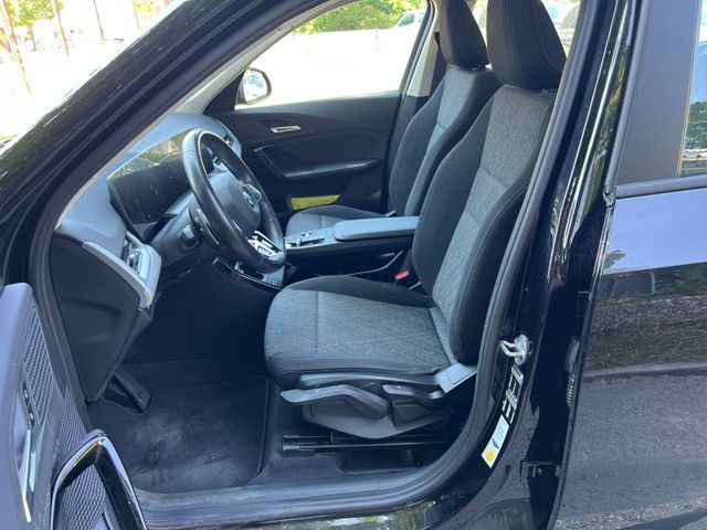 BMW X1 20 i sDrive Live Cockpit Plus*M Sport*Led foto 16