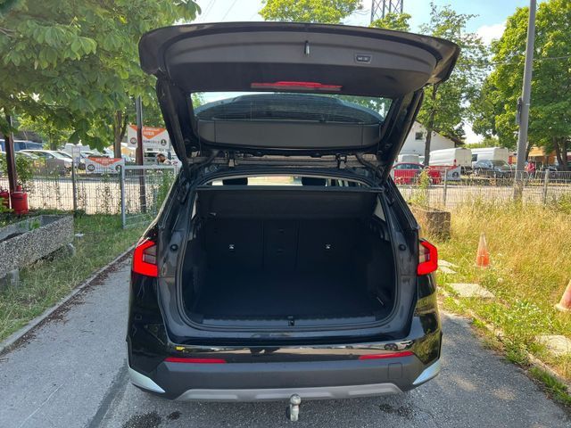 BMW X1 20 i sDrive Live Cockpit Plus*M Sport*Led foto 19