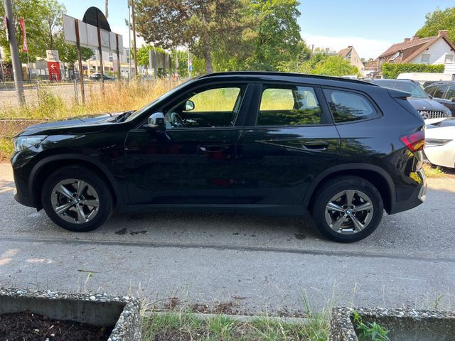 BMW X1 20 i sDrive Live Cockpit Plus*M Sport*Led foto 3