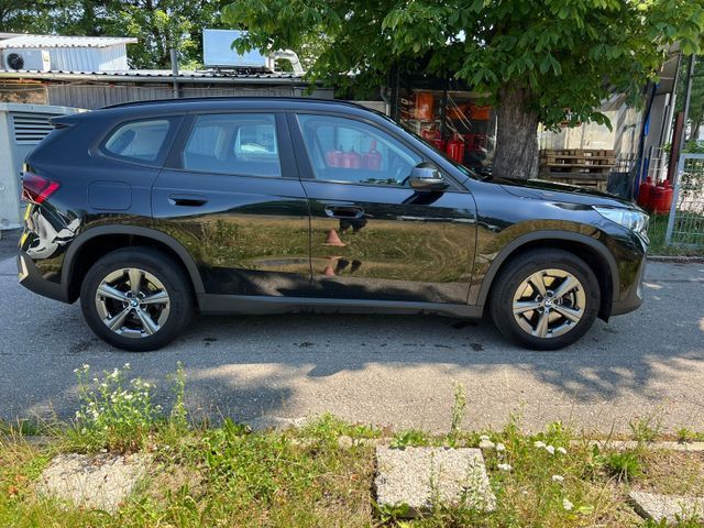 BMW X1 20 i sDrive Live Cockpit Plus*M Sport*Led foto 6