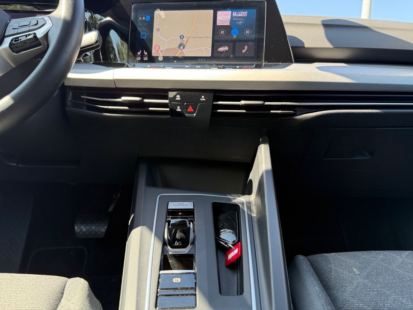 Volkswagen Golf VIII Lim. 2.0TDI 85KW DSG SHZ APP-Con foto 13