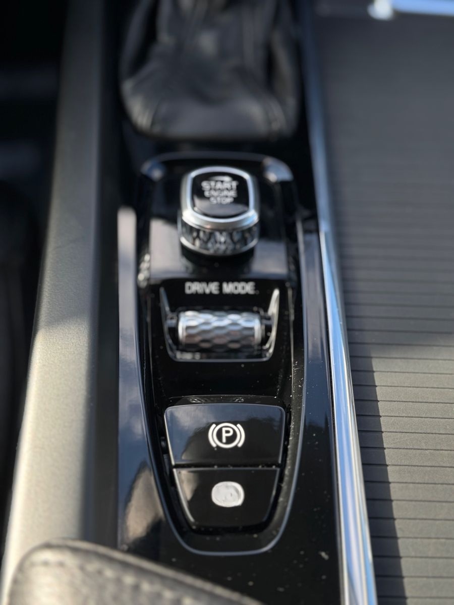 Volvo XC60 Momentum Pro 2WD +Finanzierung+Garantie+ foto 18