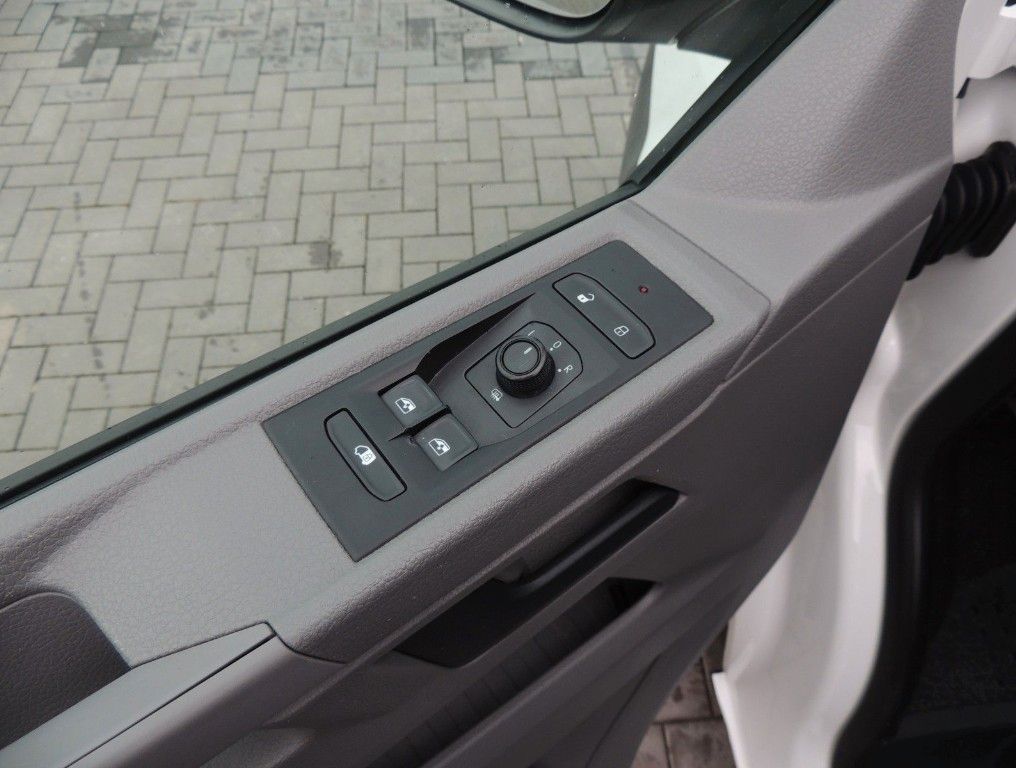 Volkswagen T6.1 Transporter lang / 1 Hand /Scheckheft foto 16