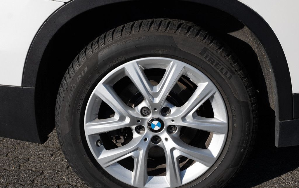 BMW X1 xDrive 25e Advantage PANO LED NAVI KAMERA SHZ foto 12