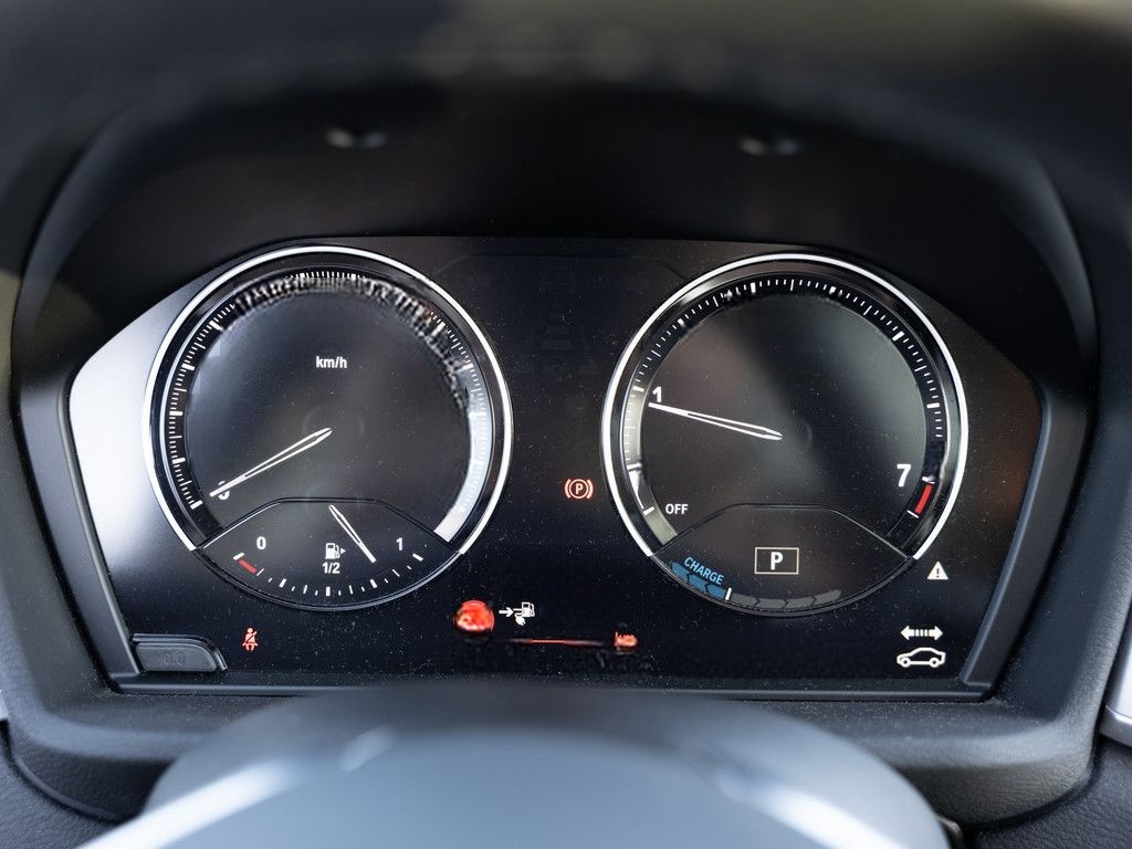 BMW X1 xDrive 25e Advantage PANO LED NAVI KAMERA SHZ foto 16