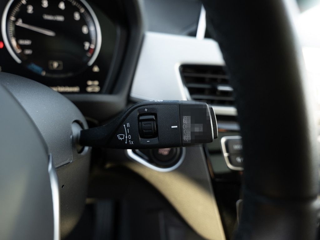 BMW X1 xDrive 25e Advantage PANO LED NAVI KAMERA SHZ foto 25