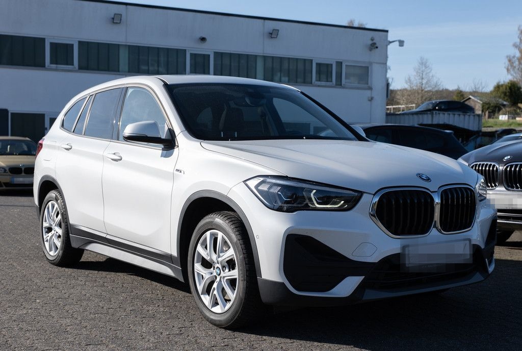 BMW X1 xDrive 25e Advantage PANO LED NAVI KAMERA SHZ foto 5